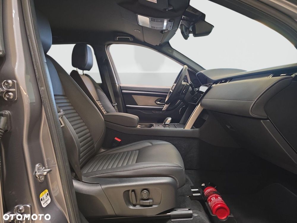 Land Rover Discovery Sport - 18