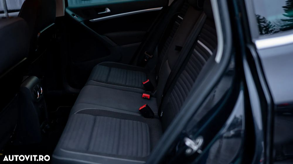 Volkswagen Tiguan 2.0 TDI DPF 4Motion BlueMotion Technology DSG Sport & Style - 28