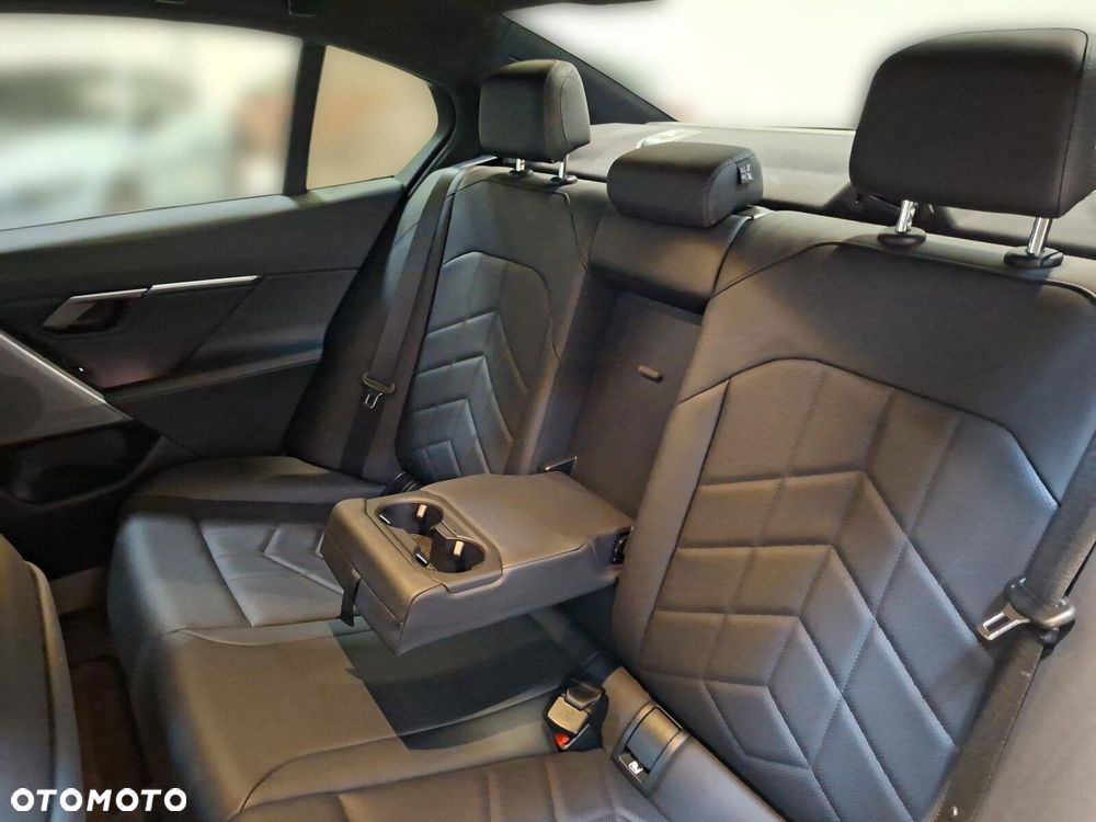 BMW Seria 5 - 17