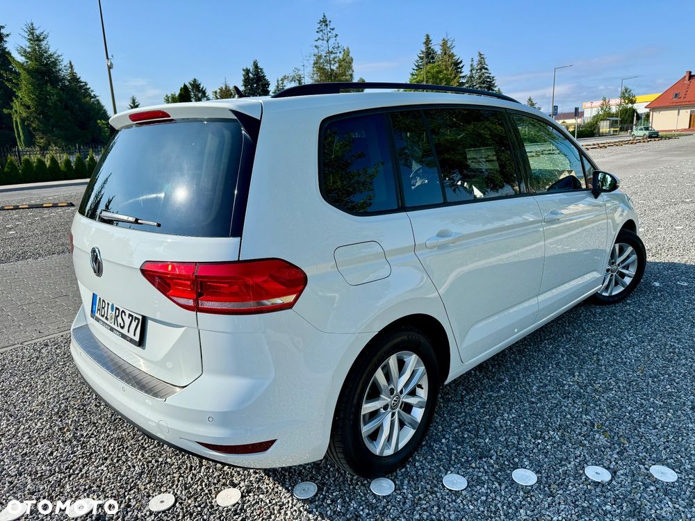 Volkswagen Touran 1.6 TDI SCR (BlueMotion Technology) SOUND - 2