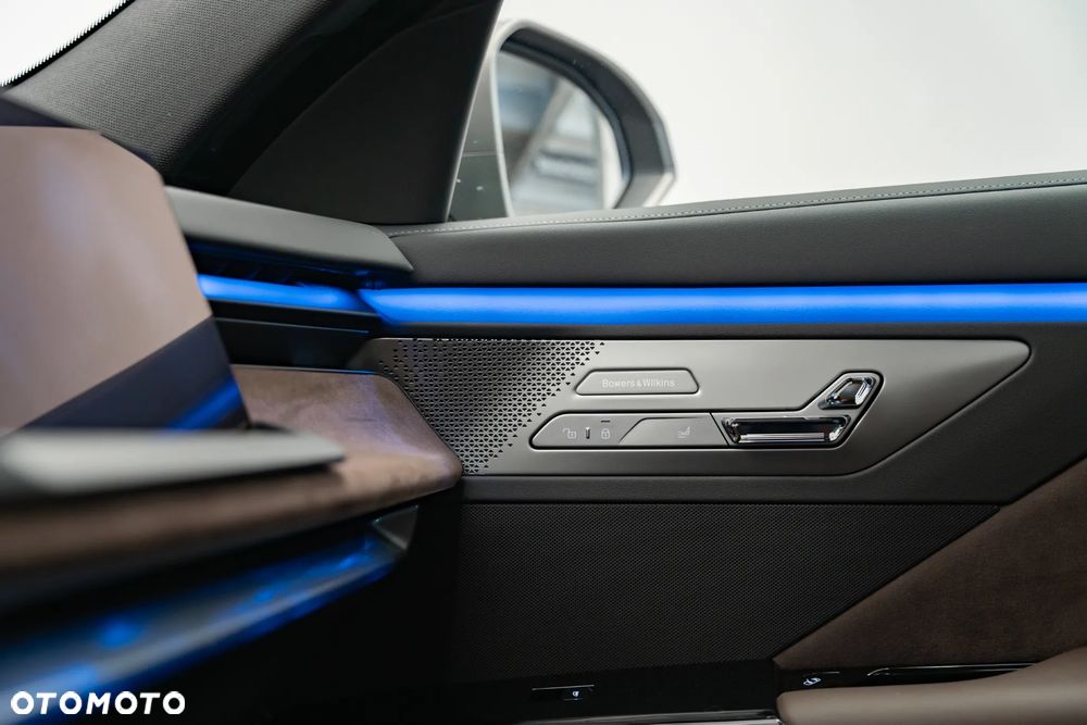 BMW Seria 7 740 xDrive mHEV sport - 22