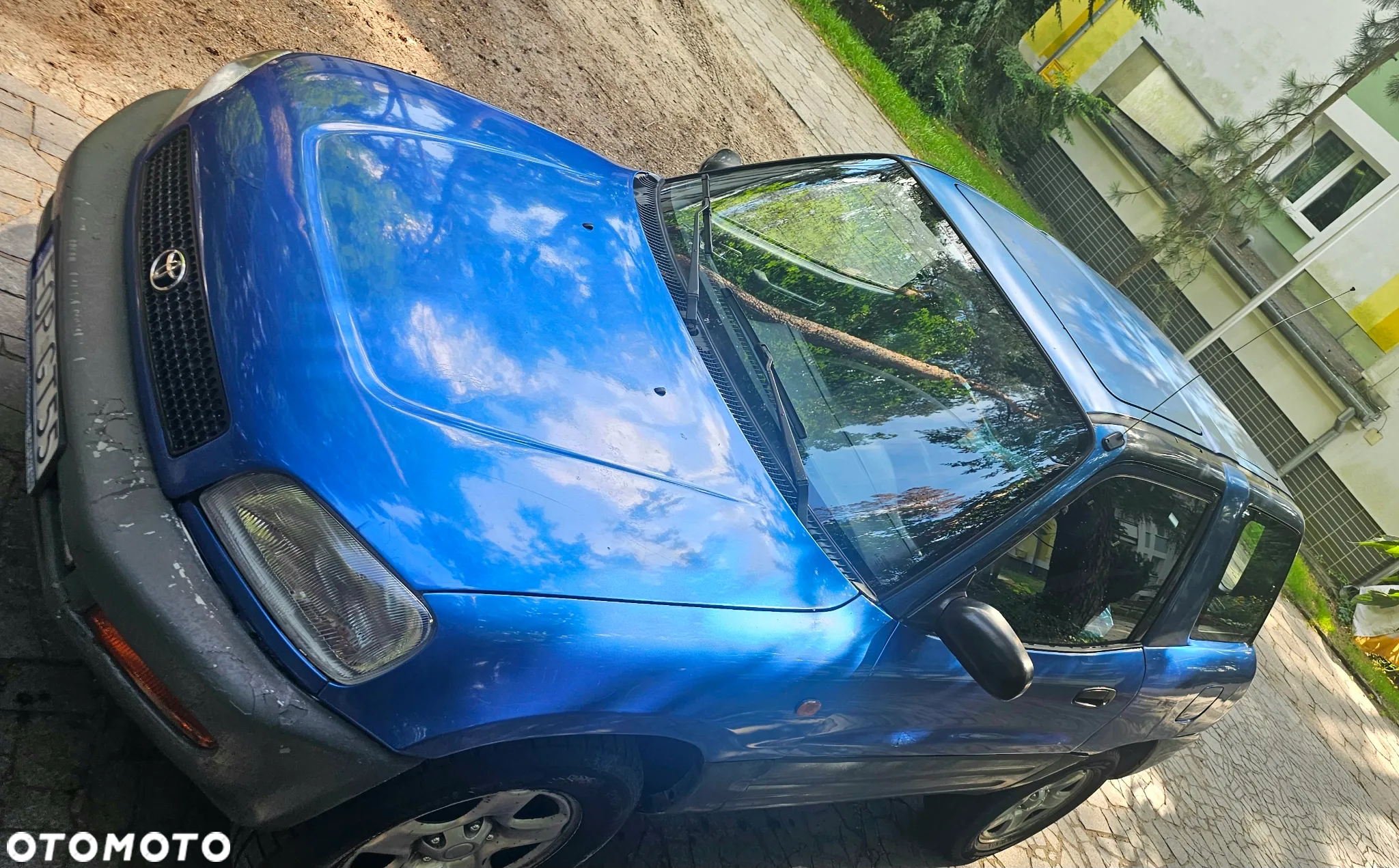Toyota RAV4 2.0 - 5