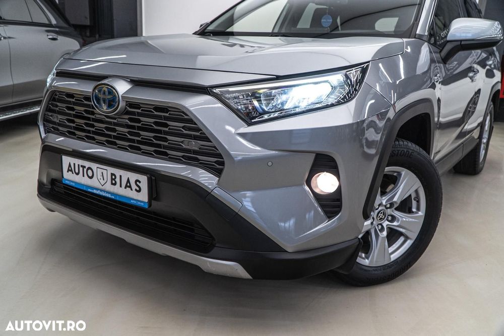 Toyota RAV4 2.5 VVT-iE 4x4 Luxury - 11