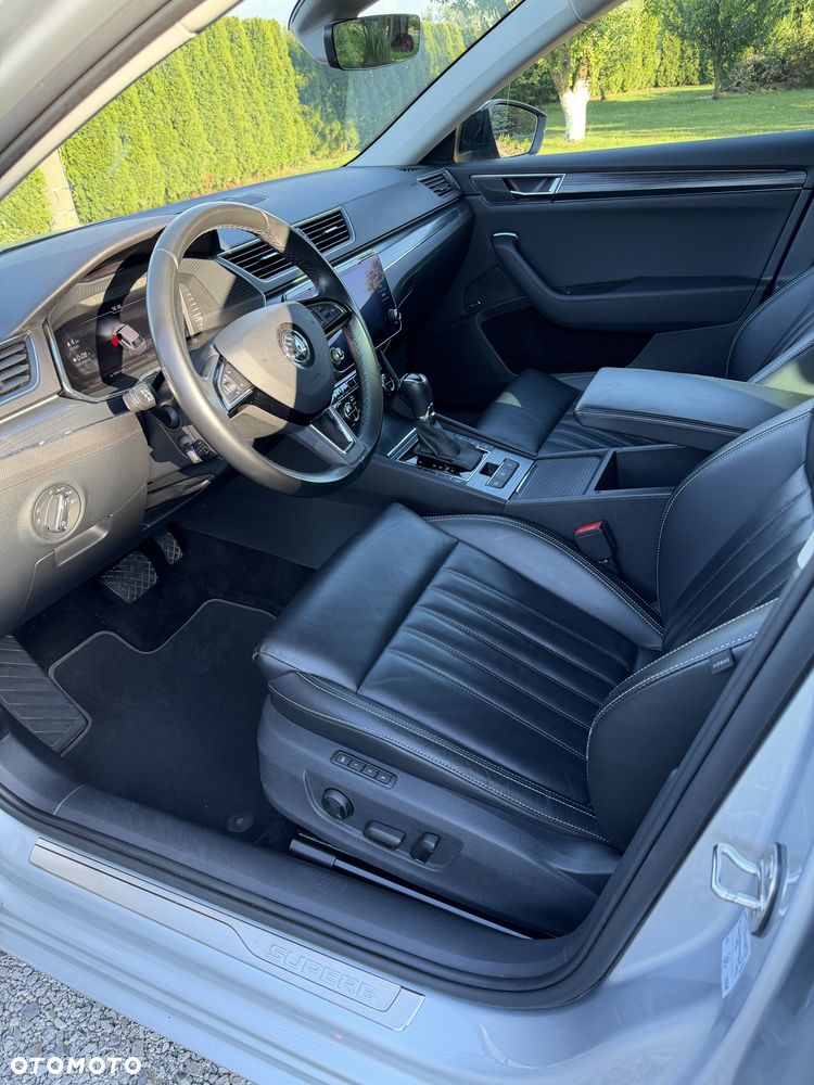 Skoda Superb 2.0 TDI Style DSG - 2
