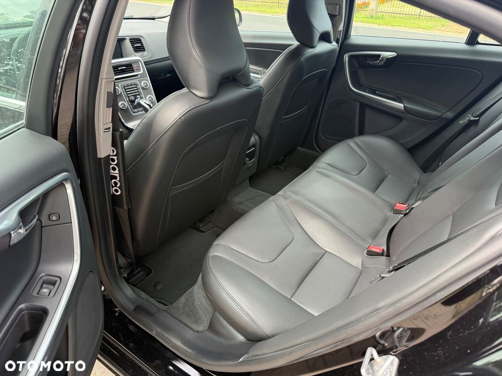 Volvo S60 T3 Drive-E Momentum - 7