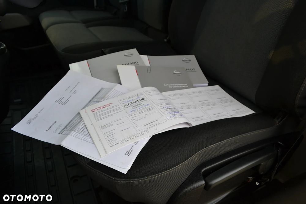 Nissan NV400 - 14