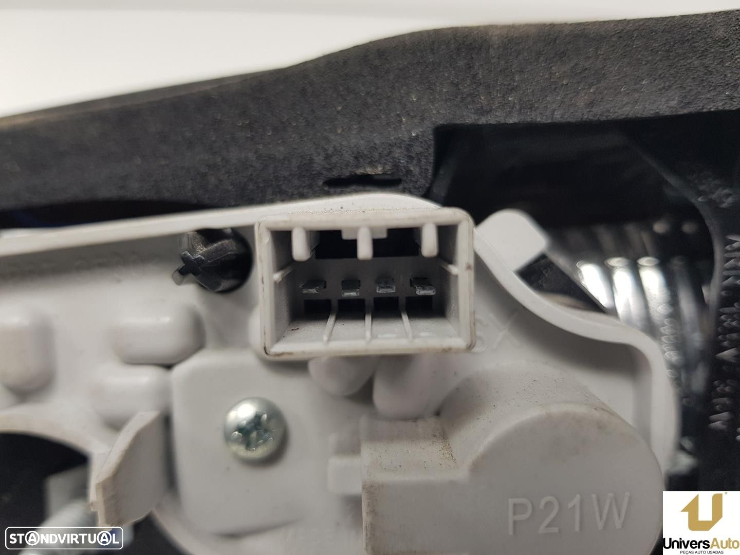 FAROLIM TRASEIRO ESQUERDO INTERIOR ALFA ROMEO GIULIETTA 2011 -50531133 - 2