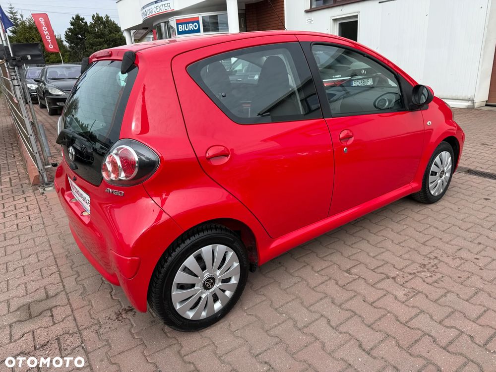 Toyota Aygo CoolRed - 11