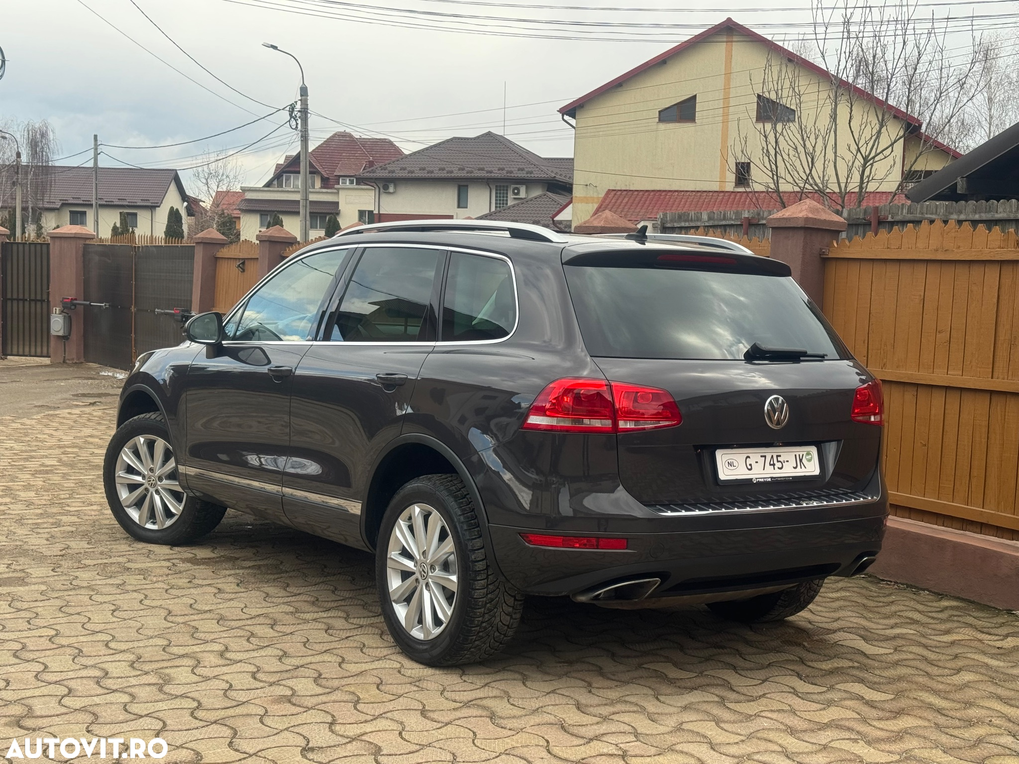 Volkswagen Touareg - 3