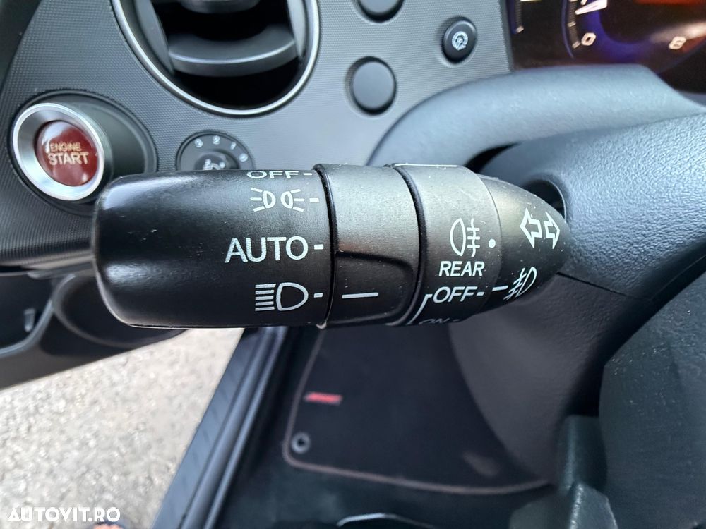 Honda Civic 1.8i-VTEC Sport - 28