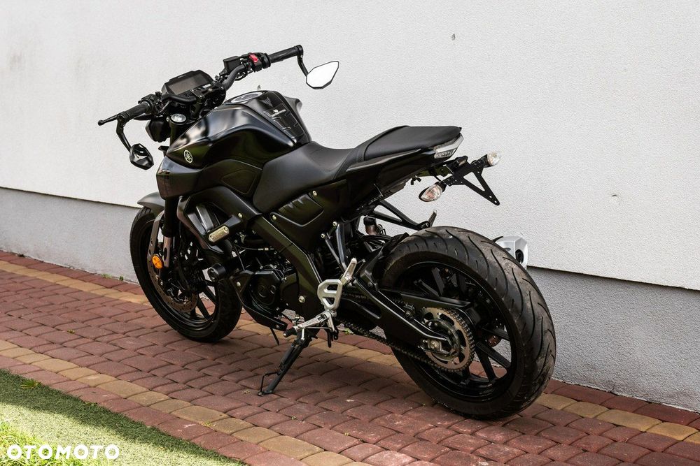Yamaha MT - 4