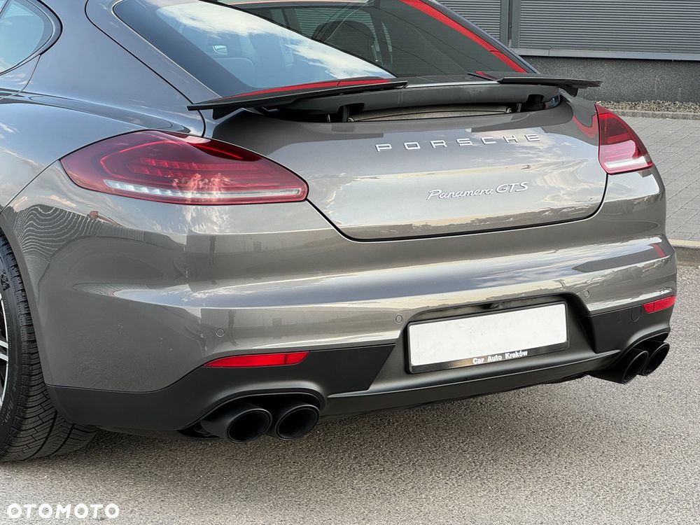Porsche Panamera GTS - 15