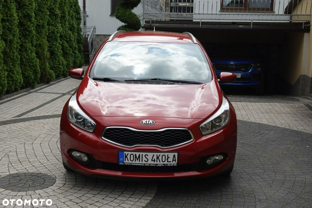 Kia Ceed - 9