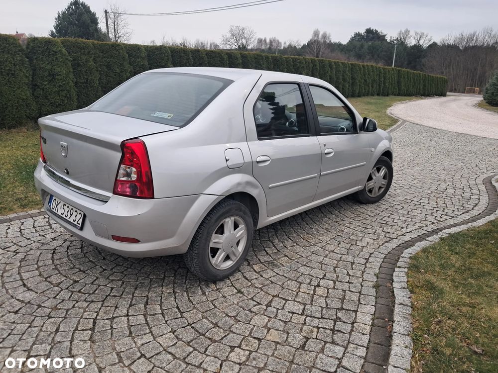 Dacia Logan 1.6 Laureate - 3