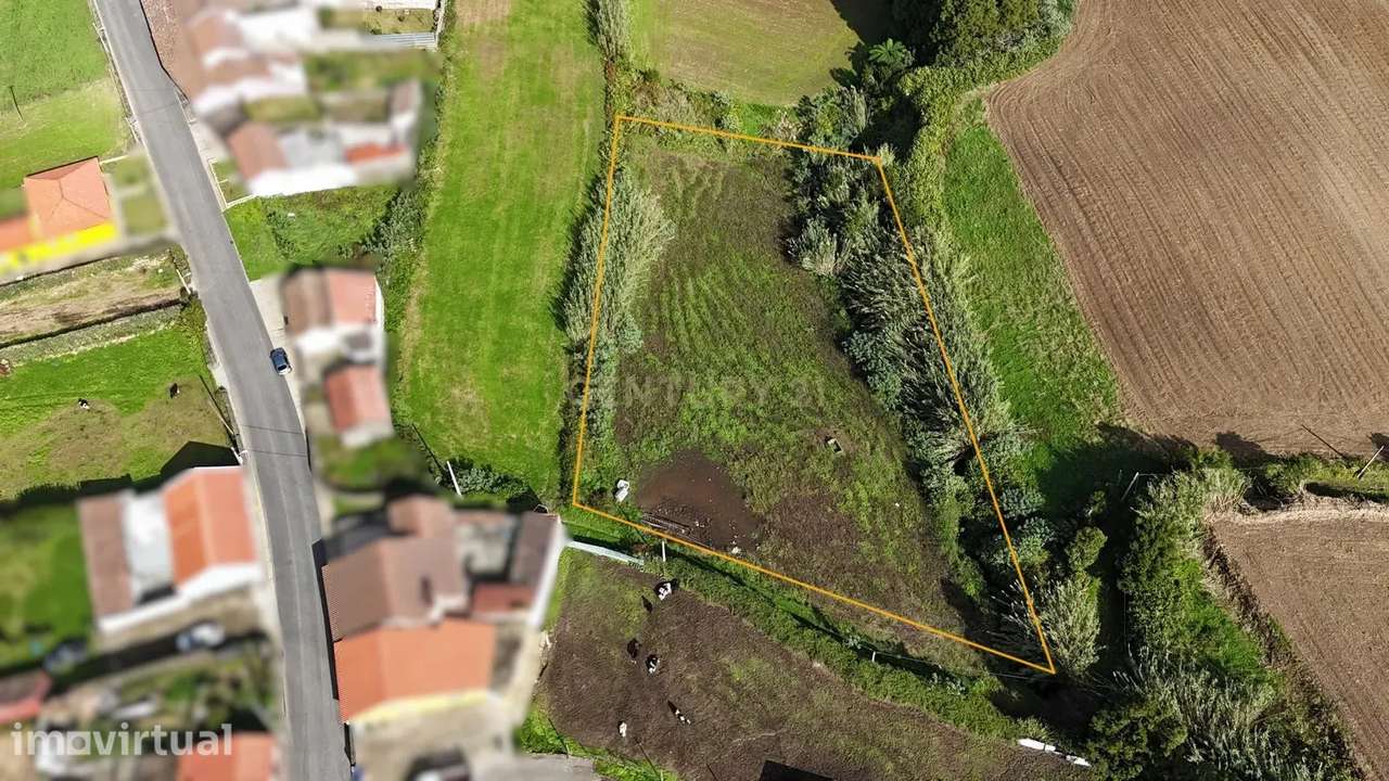 Terreno Rústico com 3.000 m2 - Grande imagem: 2/5
