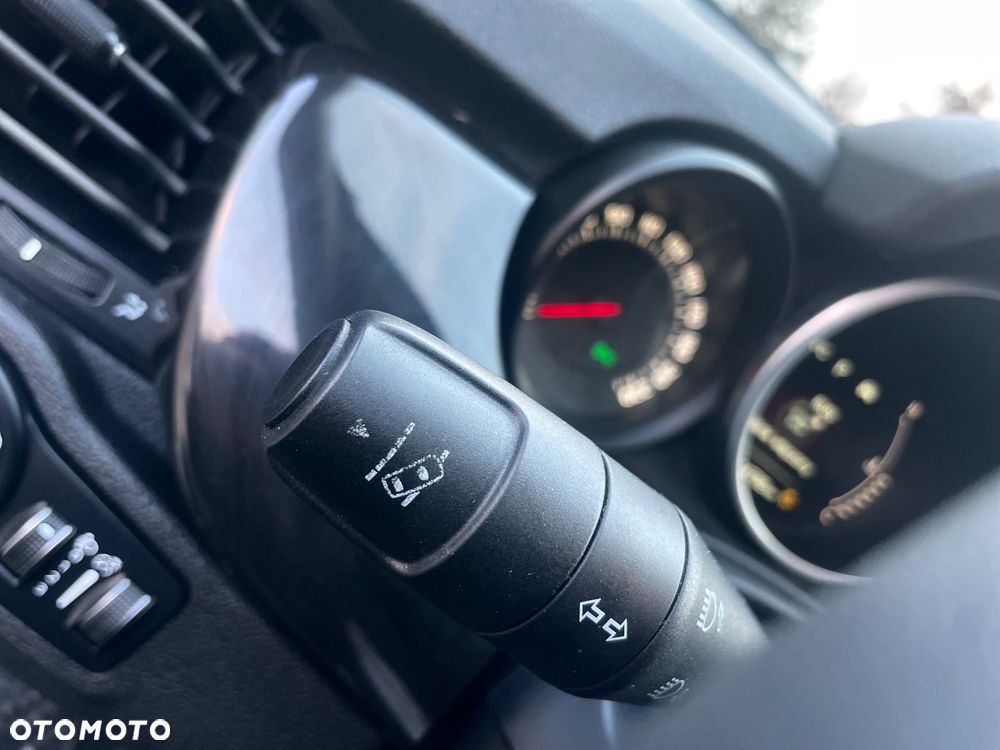 Fiat 500X 1.4 MultiAir DCT 4x2 S&S Lounge - 32