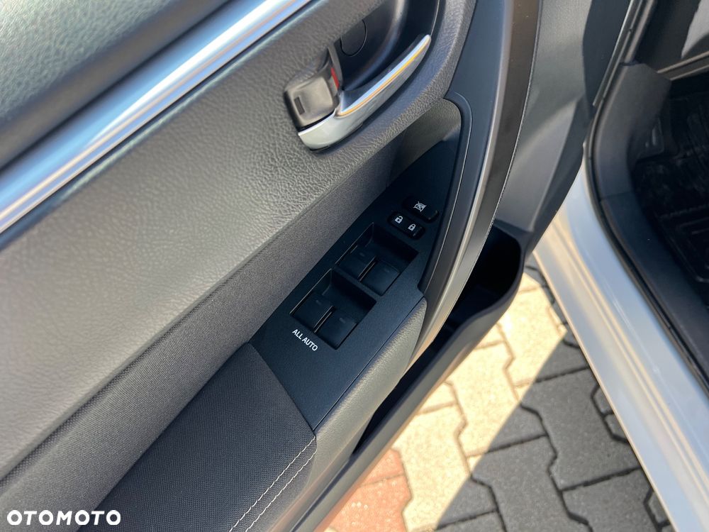 Toyota Corolla 1.6 Prestige - 32