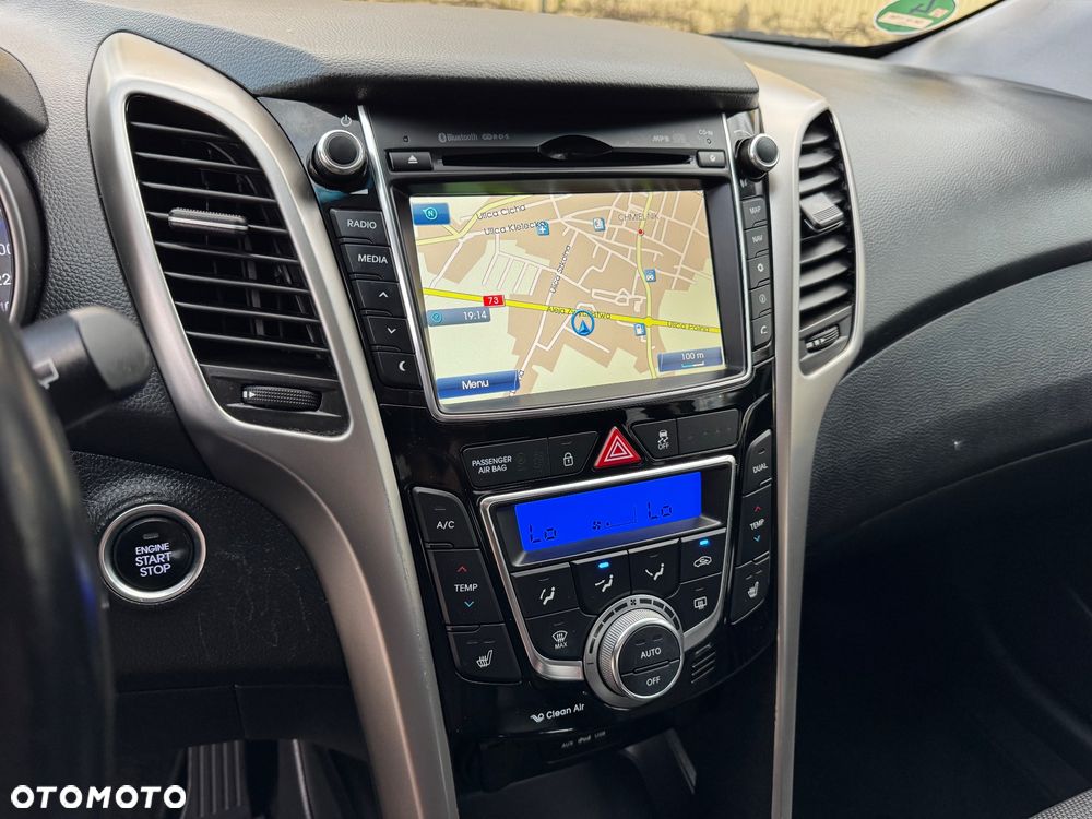 Hyundai i30 blue 1.6 CRDi YES Silver - 19