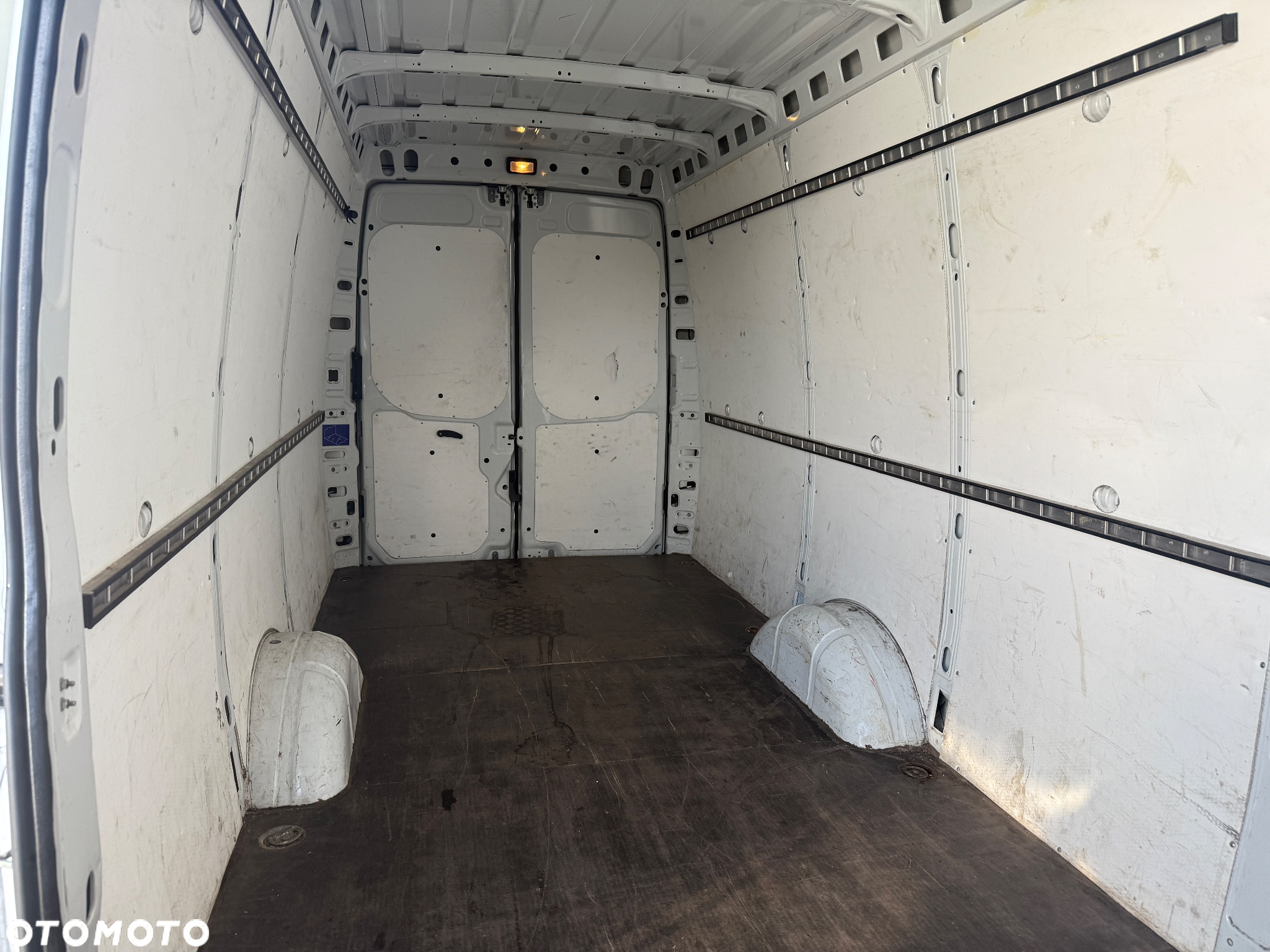 Iveco Daily 3.0 210KM!!!/Automat Hi-Matic/furgon Maxi/Navi/Kamera cofania/Radio DAB/Tempomat/ - 10