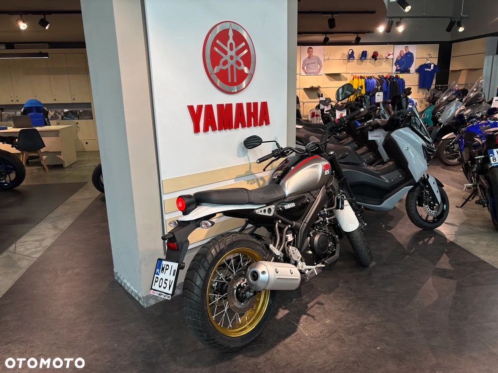 Yamaha XSR - 5