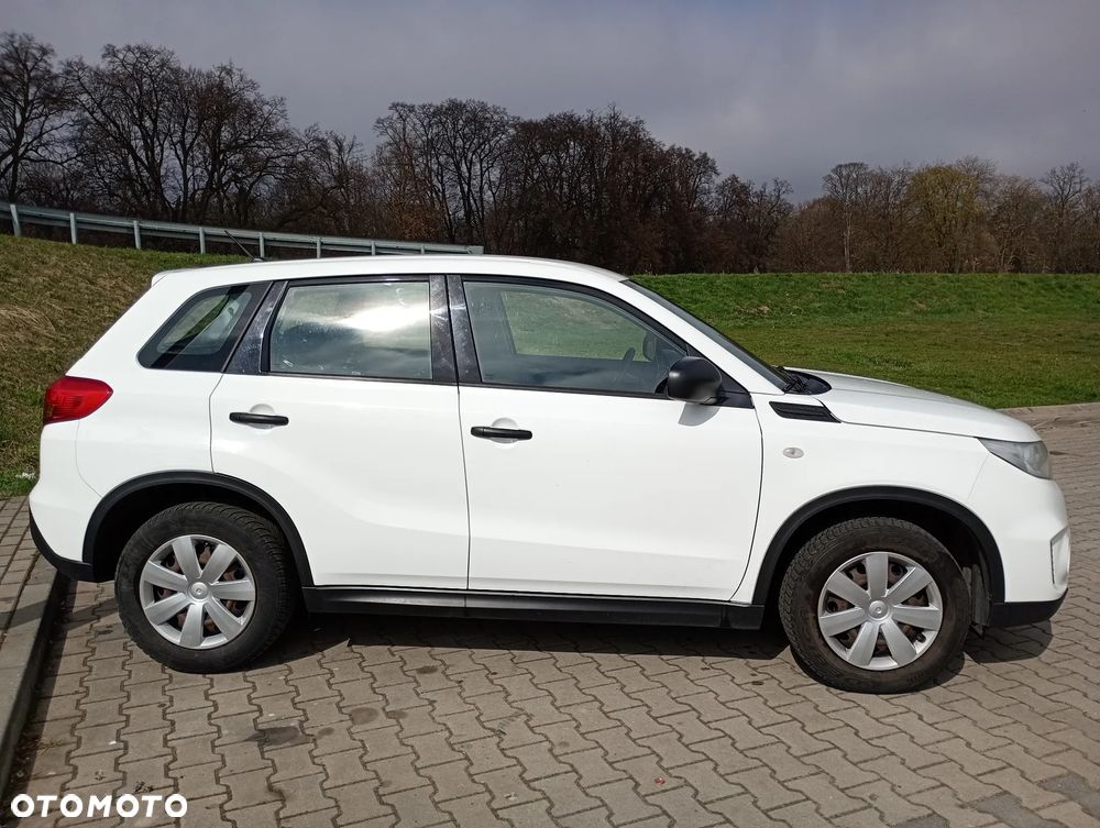 Suzuki Vitara 1.6 Comfort 2WD - 4