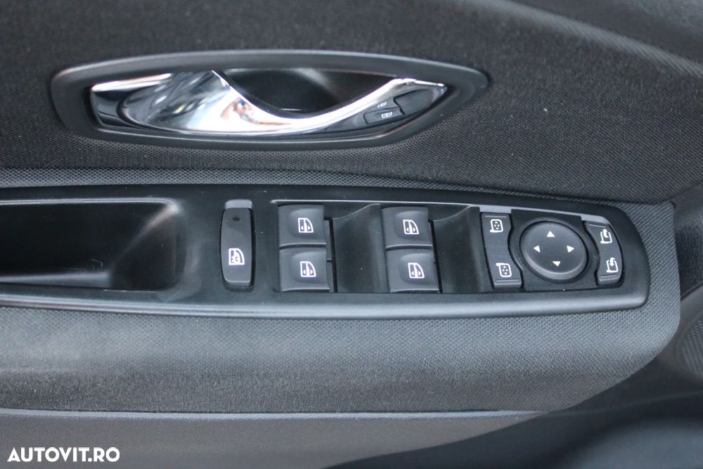 Renault Megane dCi 110 FAP Paris - 24