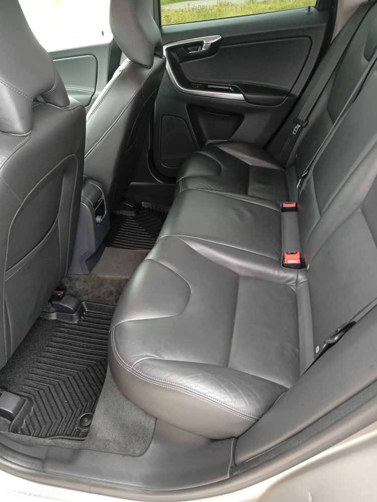 Volvo XC 60 D4 Drive-E Summum - 26