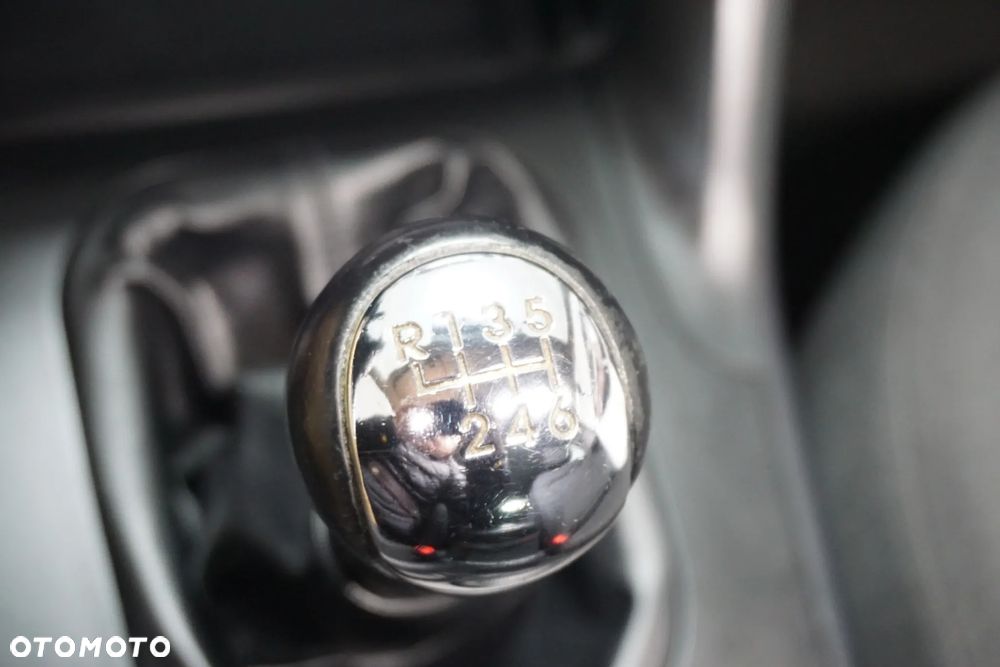 Hyundai ix35 1.7 CRDi 2WD blue Comfort - 26