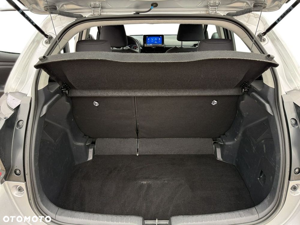 Toyota Yaris 1.5 Comfort - 12