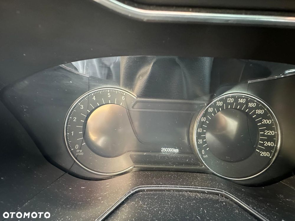 Ford Mondeo 2.0 TDCi Titanium - 22