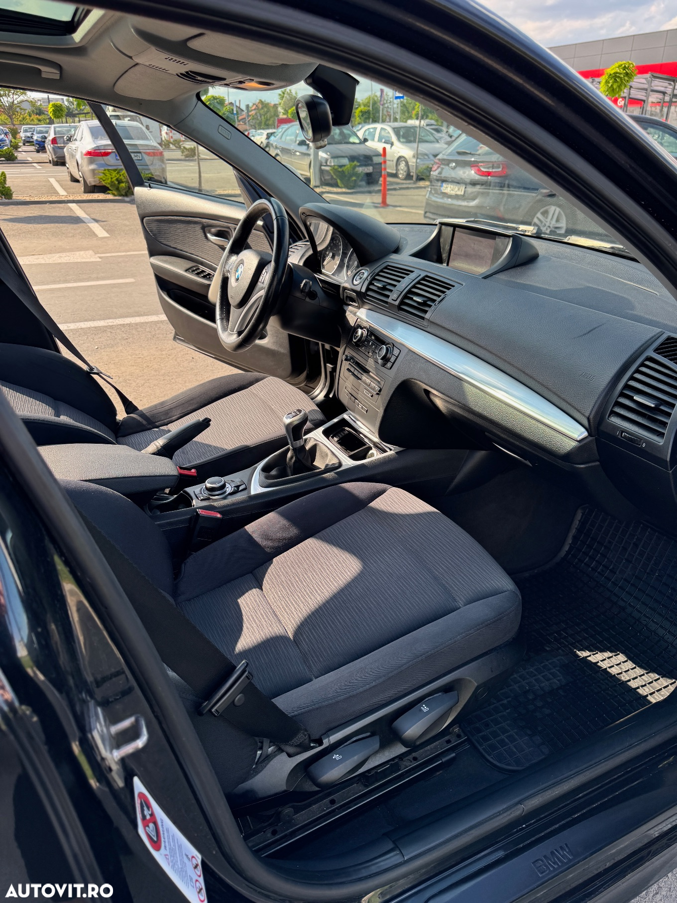 BMW Seria 1 116i - 10