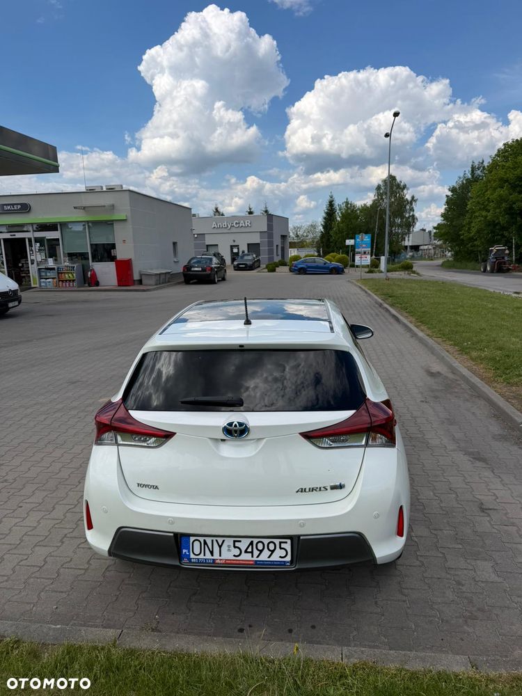 Toyota Auris 1.8 HSD Sol - 3