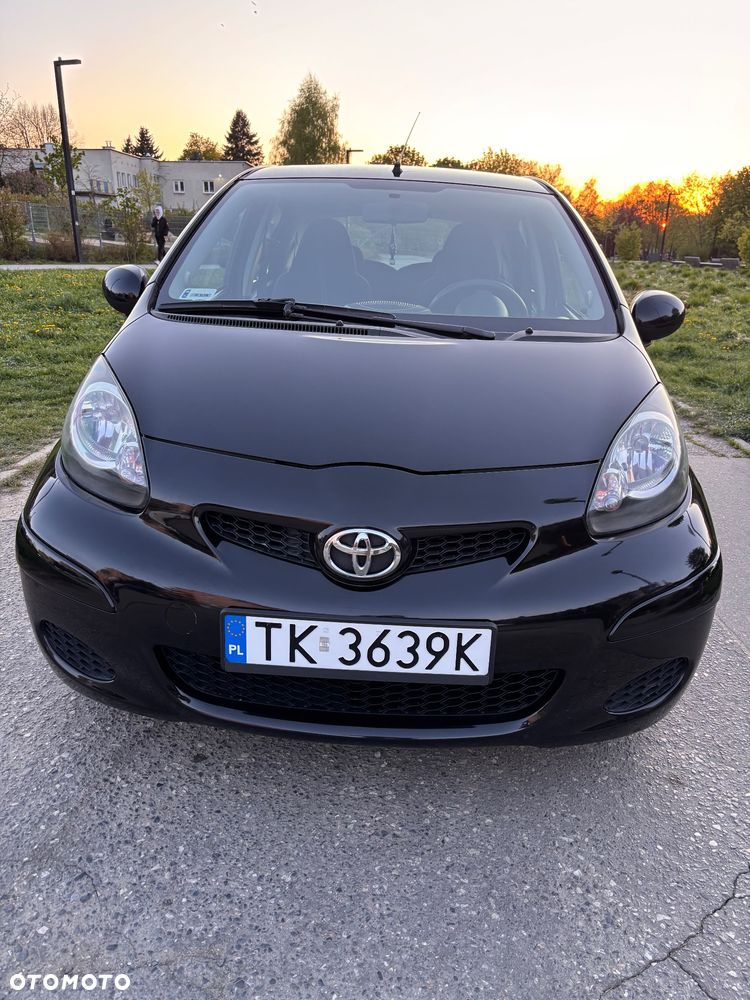 Toyota Aygo Black - 2