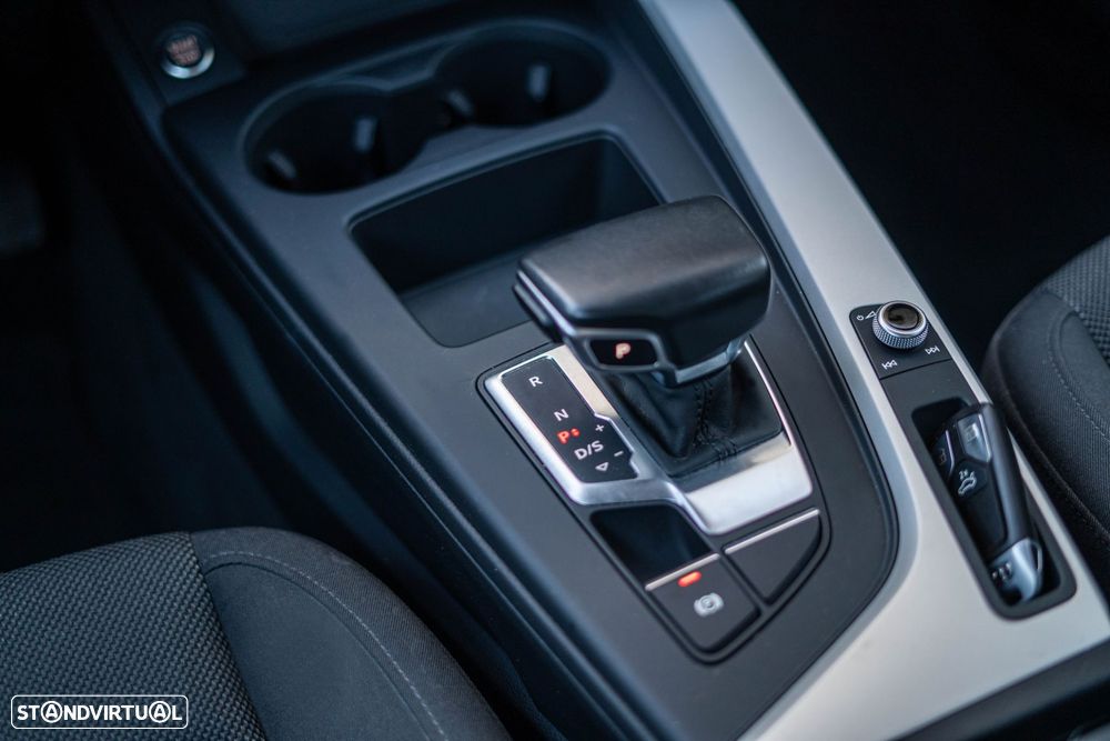 Audi A4 Avant 35 TDI Advanced S tronic - 31