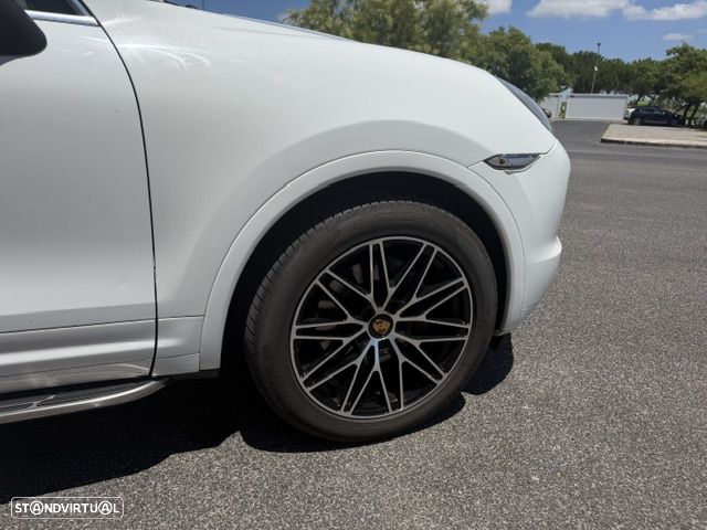 Porsche Cayenne Tiptronic S - 5