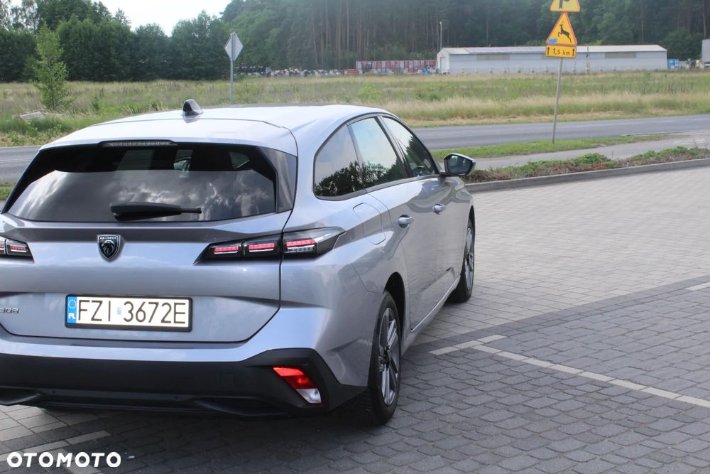 Peugeot 308 1.2 PureTech Active Pack S&S EAT8 - 5