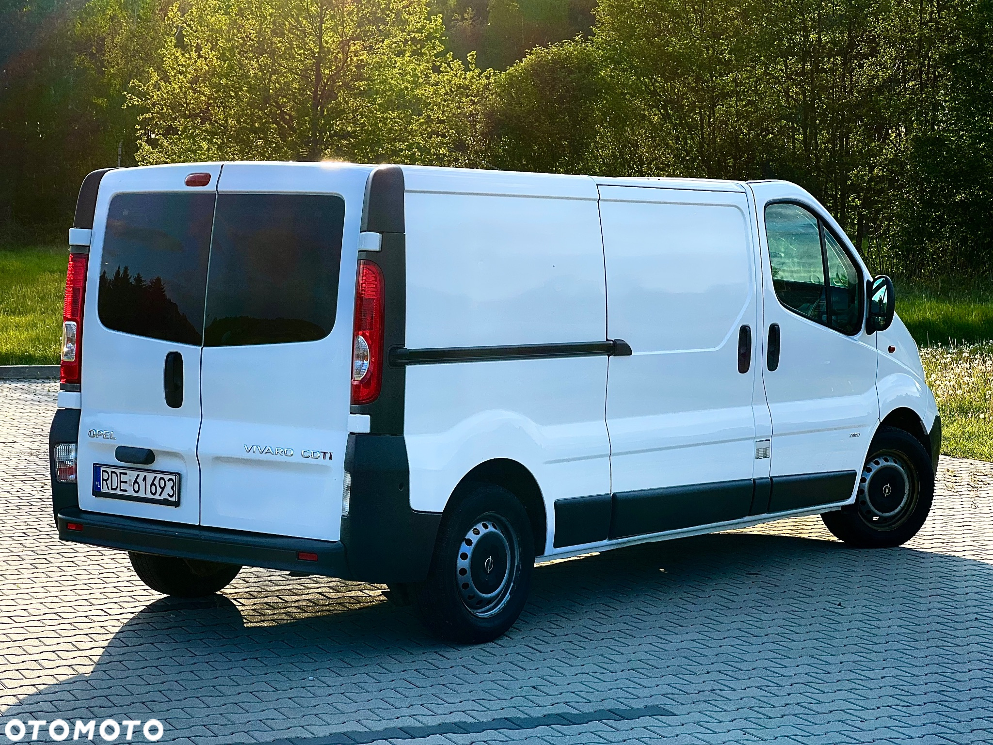 Opel Vivaro - 15
