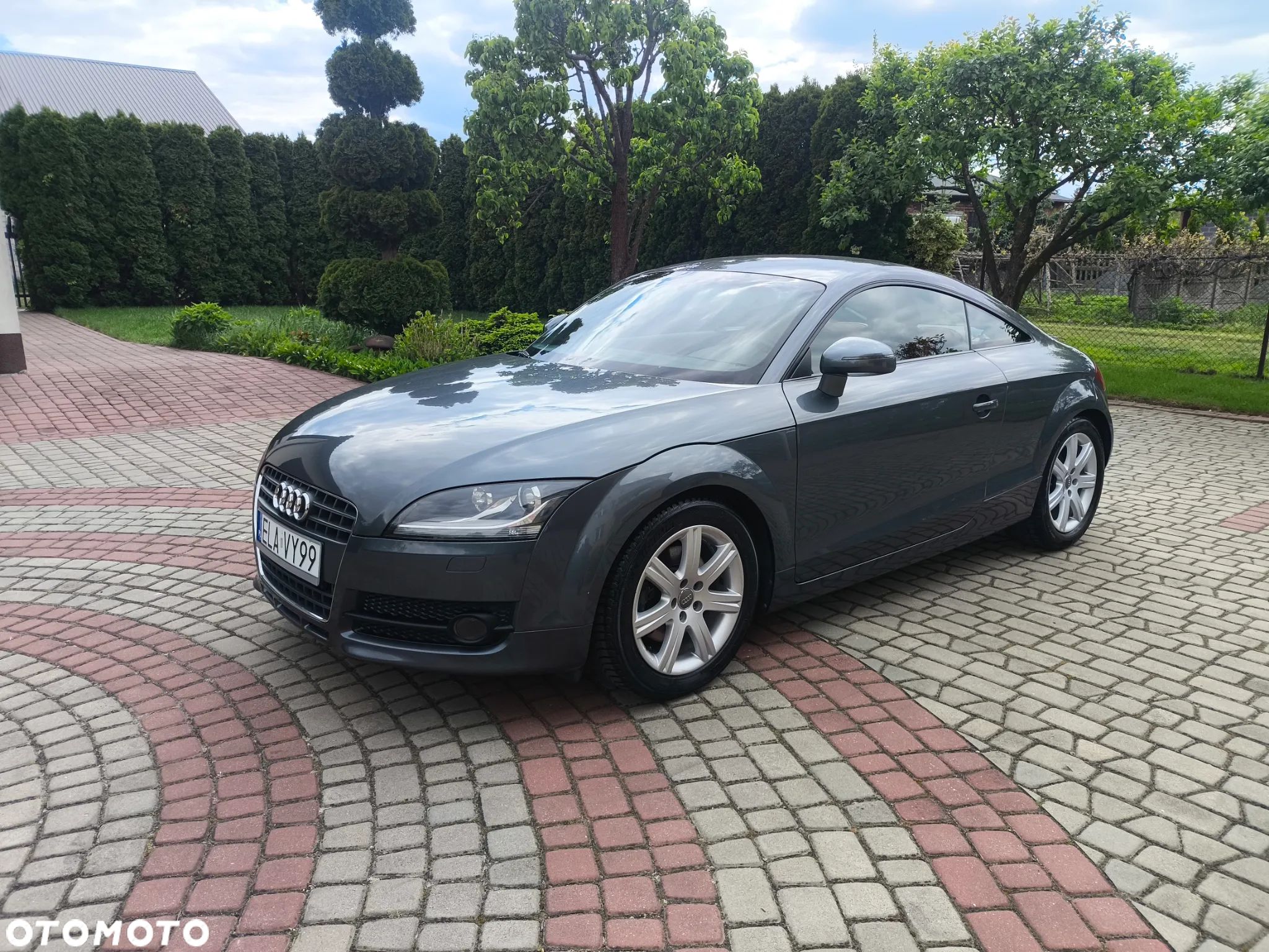Audi TT Coupé - 1