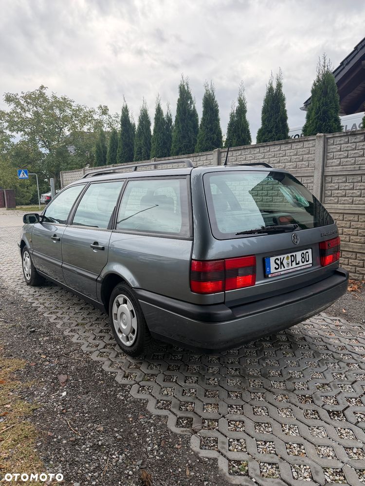 Volkswagen Passat 1996 photo 4