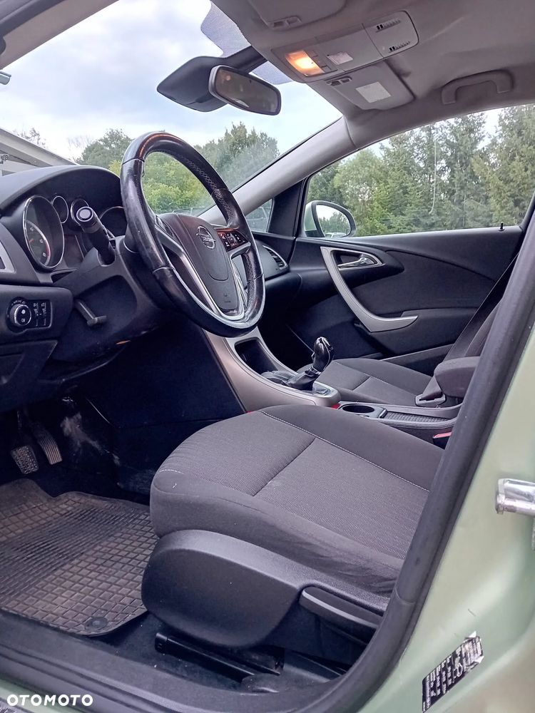Opel Astra 1.7 CDTI - 9