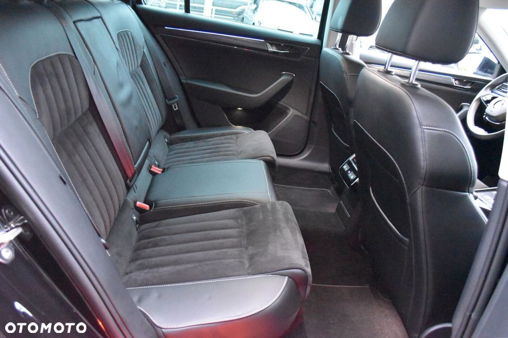 Skoda Superb 2.0 TSI Style DSG - 35