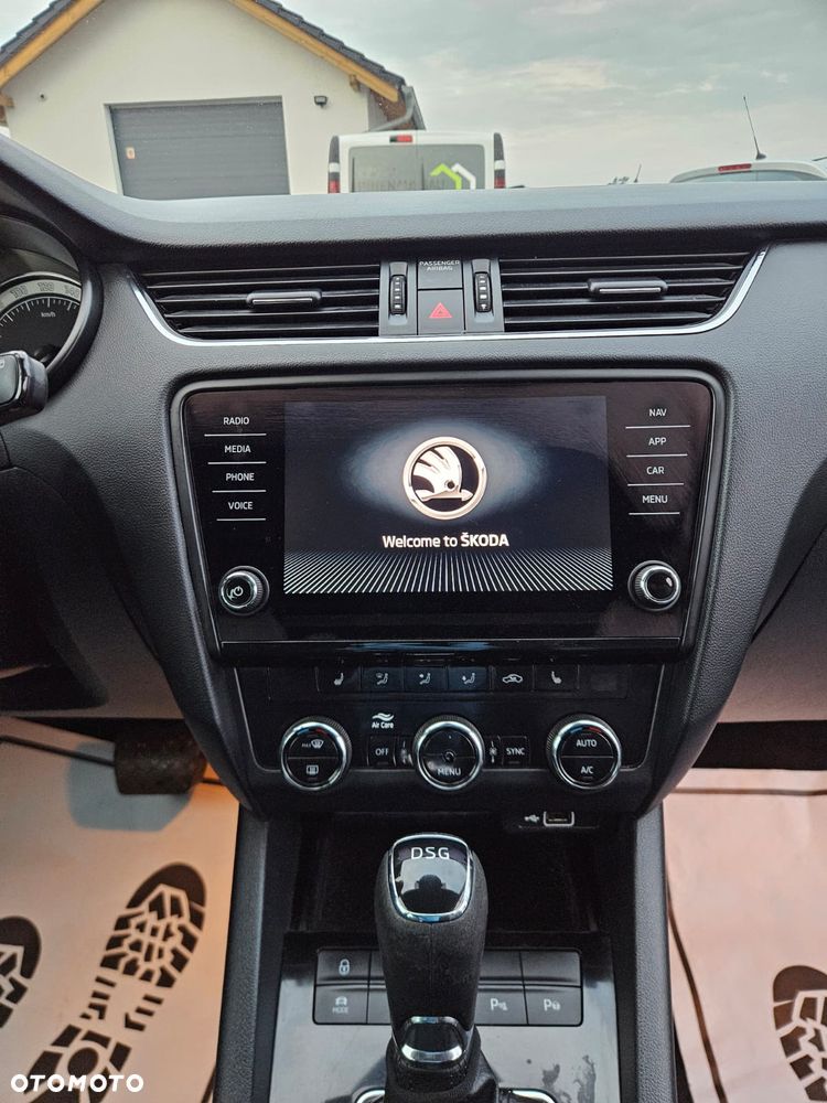 Skoda Octavia ver-2-0-tdi-dsg-exclusive - 12