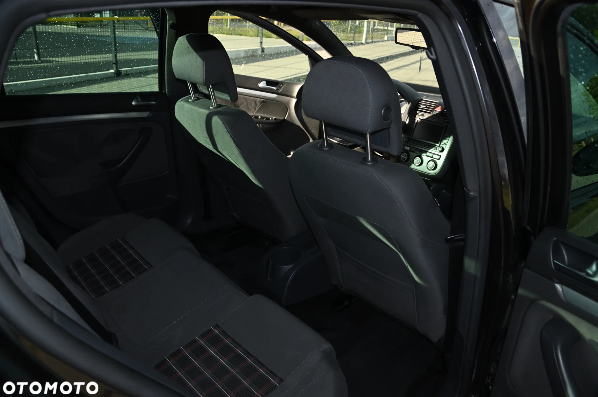 Volkswagen Golf 2.0 GTI - 9