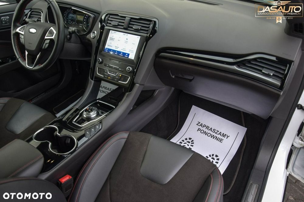 Ford Mondeo - 35