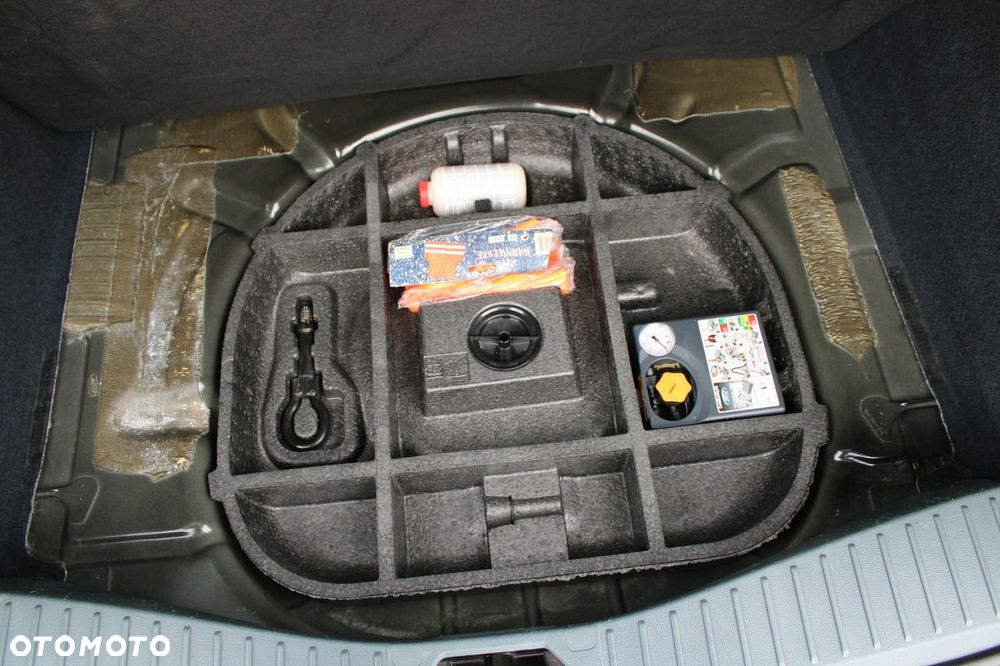 Ford C-MAX 1.0 EcoBoost Start-Stopp-System Business Edition - 36