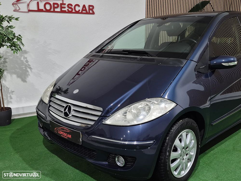 Mercedes-Benz A 150 Elegance Automatic - 2