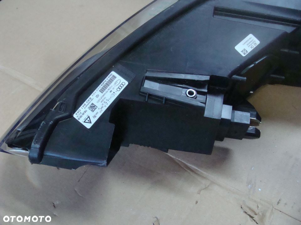 AUDI A1 8X LAMPA PRZEDNIA PRAWA BI-XENON 8X0941044 - 7