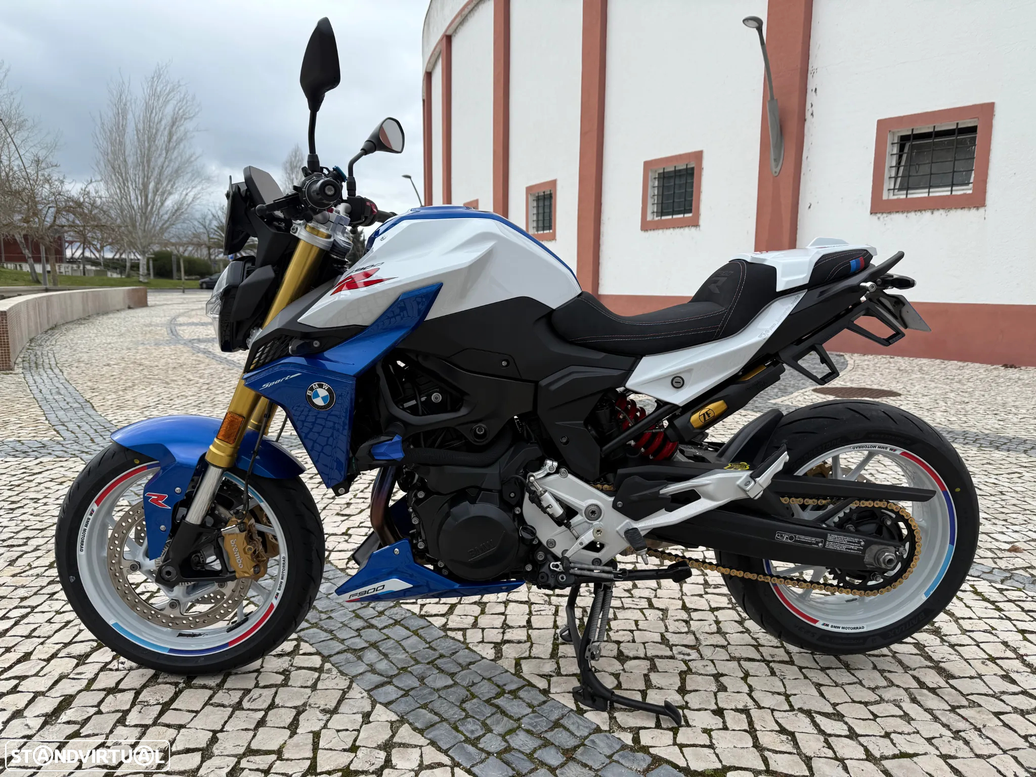 BMW F 900 R Style Sport - 4