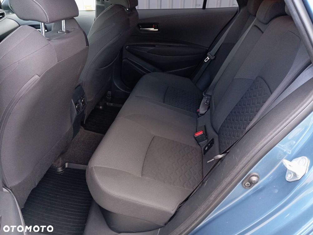 Toyota Corolla - 9