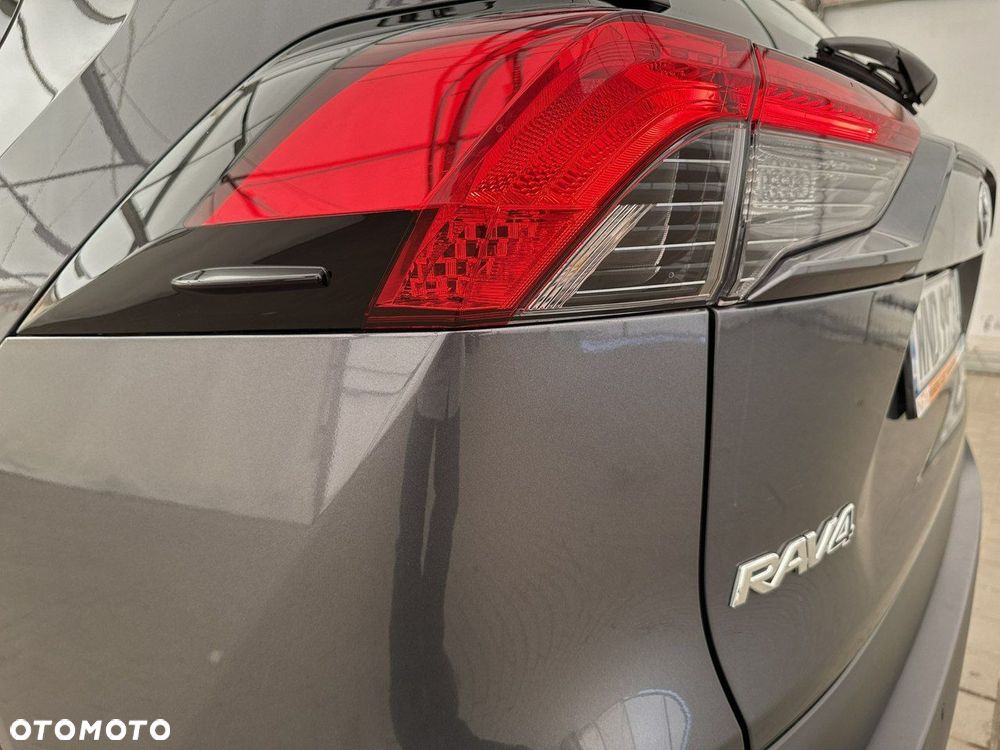 Toyota RAV4 - 30